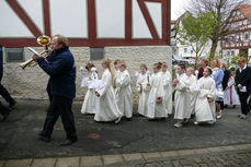 1. Heilige Kommunion in St. Crescentius (Foto: Karl-Franz Thiede)